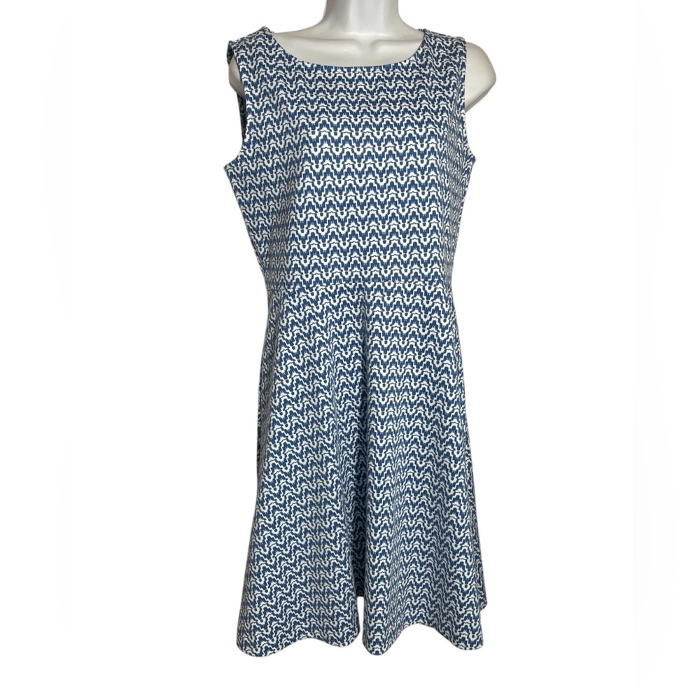 Talbots dress size medium blue & white sleeveless casual dress 💙🤍💙